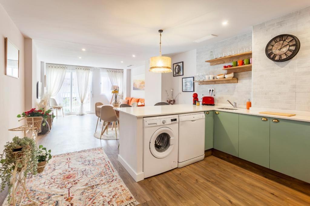 Wonderful Apartment In The Heart Of Valence Extérieur photo