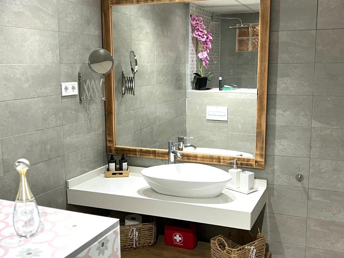 Wonderful Apartment In The Heart Of Valence Extérieur photo